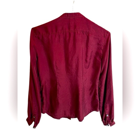 Martin Osa 100% Silk Women’s Wine Red Button Down Blouse Ultra Soft Size Small - Picture 2 of 3